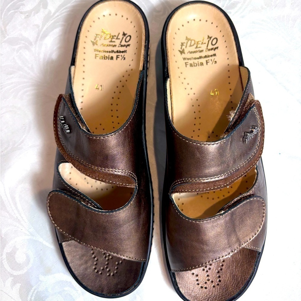 Fidelio Women’s Hallux Fabia Bunion Relief Slide sandal Copper Size US 9.5